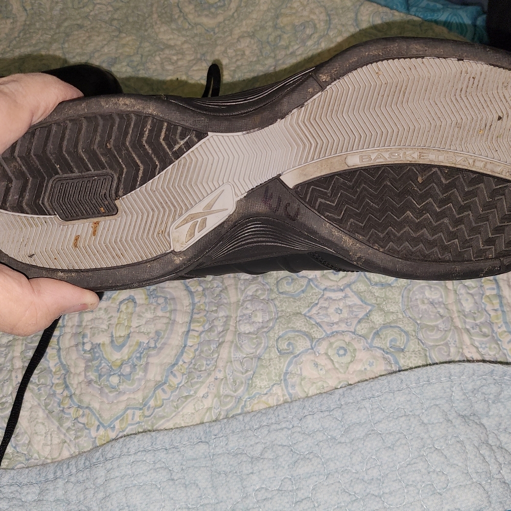 Mens Reebook Basketball shoes/boot